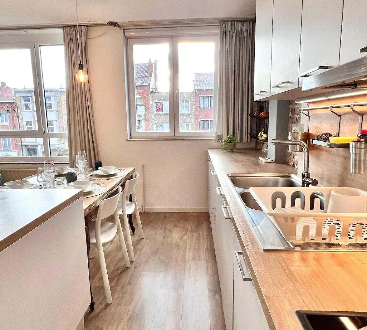 Bright- Stylish In Nature Brussels Apartment