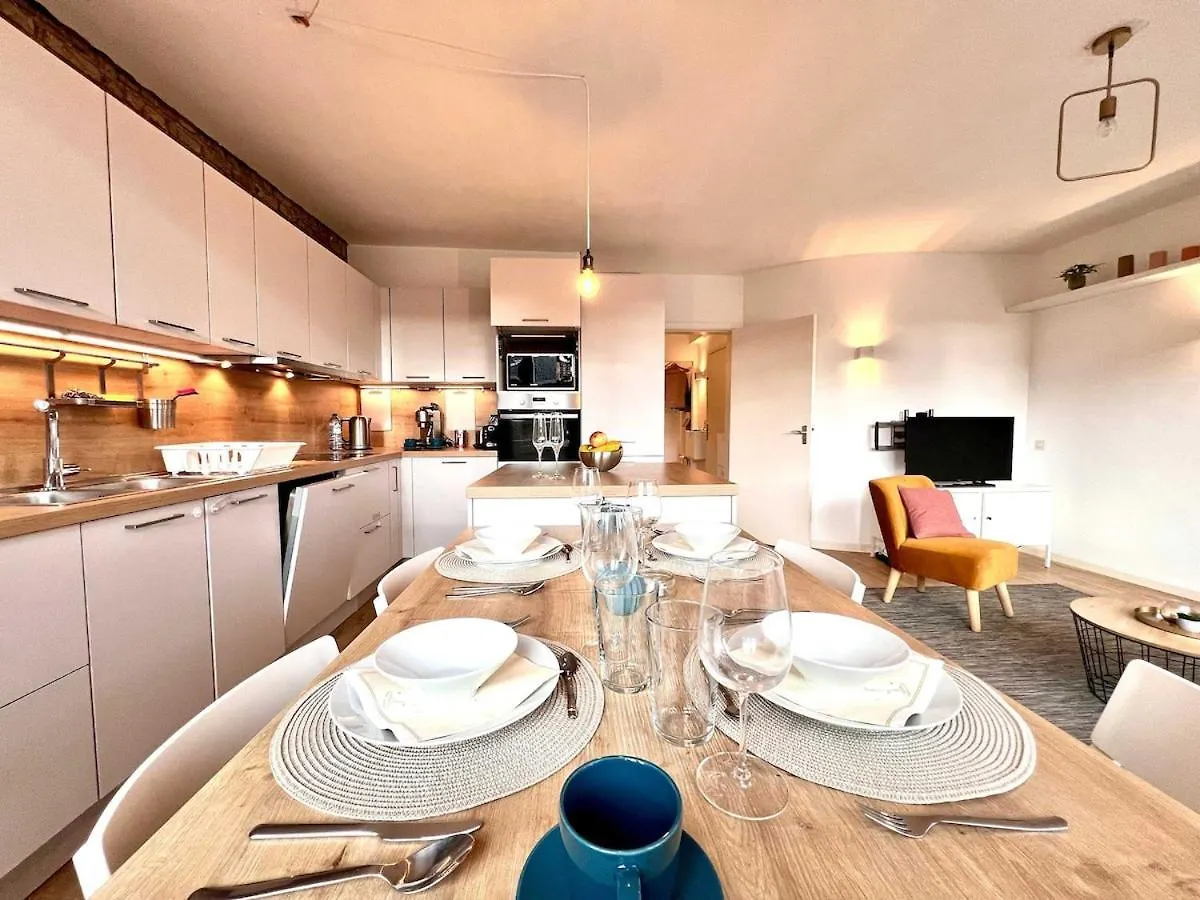 Bright- Stylish In Nature Brussels Apartment